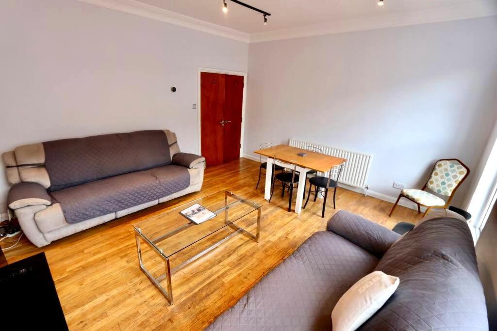 3 Bedroom Prime Angel Location ロンドン エクステリア 写真